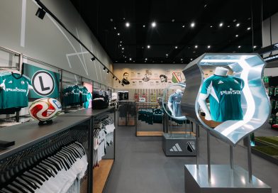 Legia Warszawa rozwija ofertę dla kibiców – zmodernizowany FanStore, technologia 5G i nowoczesne płatności na Łazienkowskiej 3. Legia Warszawa rozwija ofertę dla kibiców – zmodernizowany FanStore, technologia 5G i nowoczesne płatności na Łazienkowskiej 3.